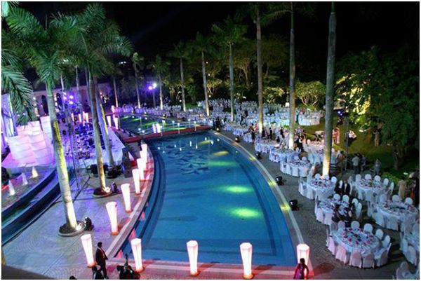 Bể bơi khách sạn Daewoo view sang chảnh, dịch vụ đẳng cấp