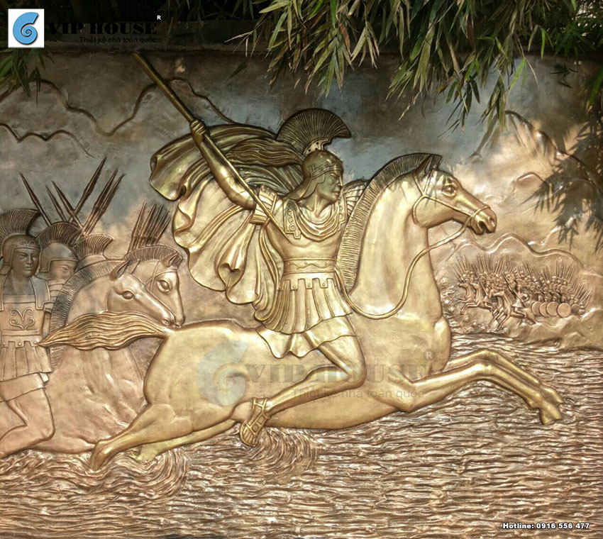 Bức điêu khắc nghệ thuật mang biểu tượng người cưỡi ngựa là điểm nhấn thu hút của hầm rượu