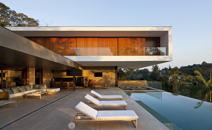 Biệt thự hiện đại siêu độc đáo với kết cấu khung thép